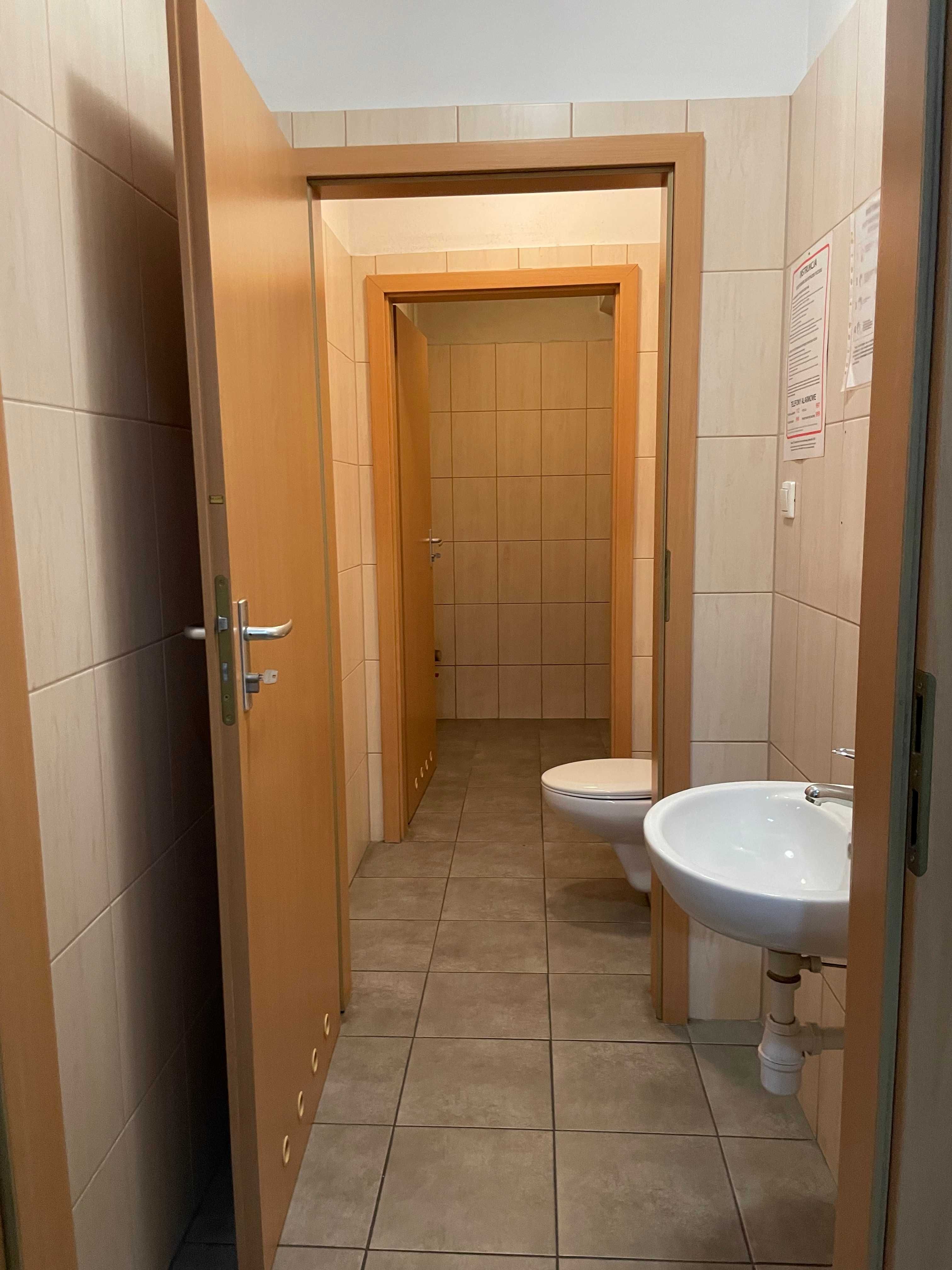 Wynajmę lokal usługowy na gabinety-Gniezno.