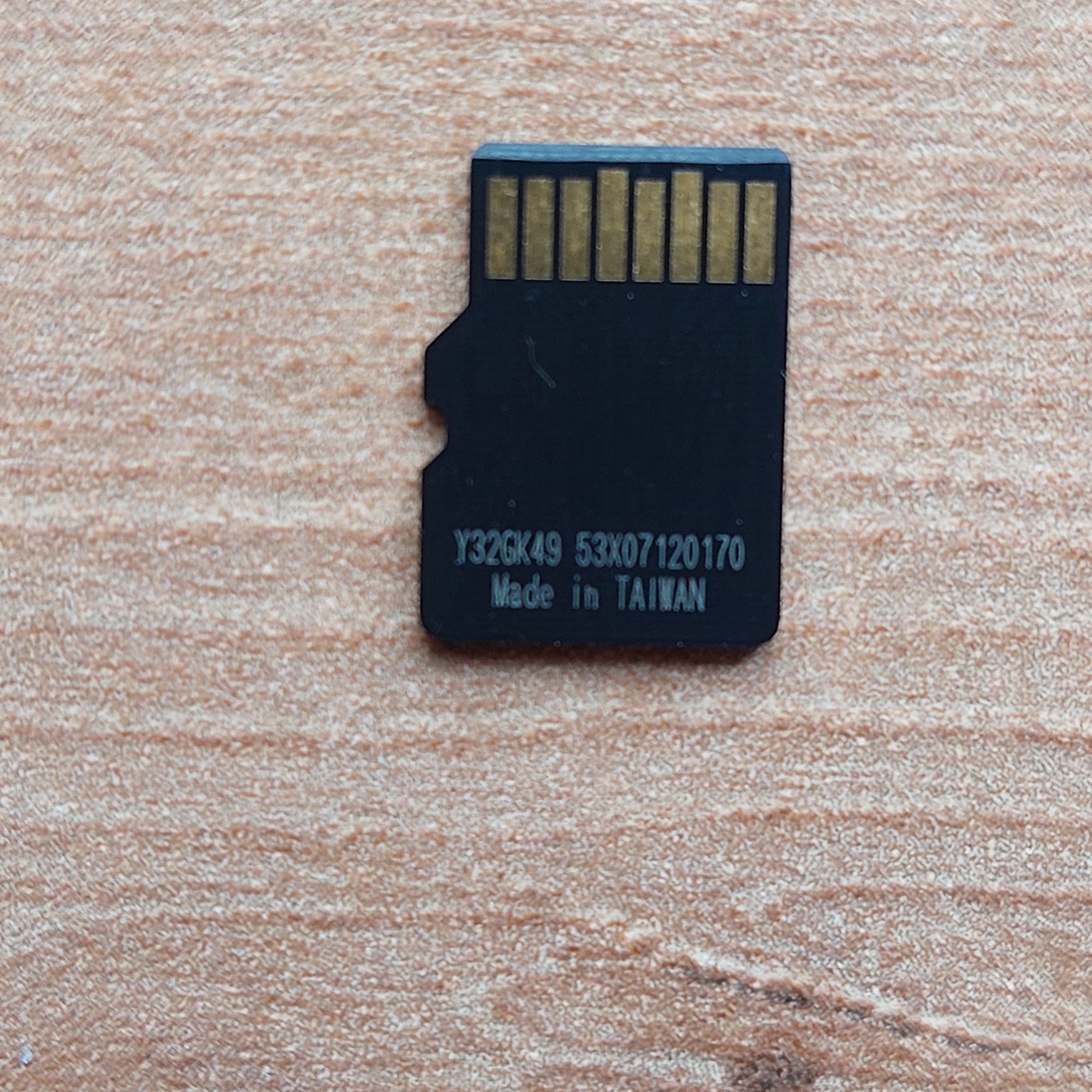 Карта пам’яті MicroSD Hoco 32GB Class 10 + MicroSD Adapter Apacer