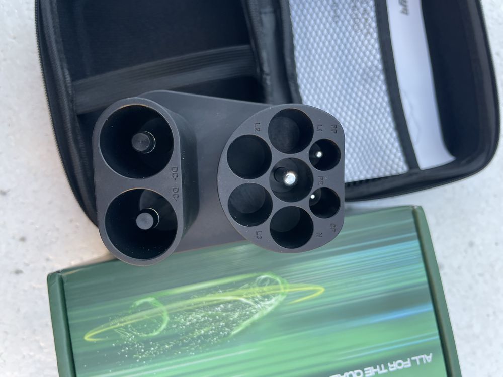 Перехідник GUWIEYG CCS2 to TESLA 300А DC конвертер для Тесла