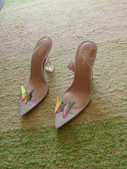 Sandalias com borboleta