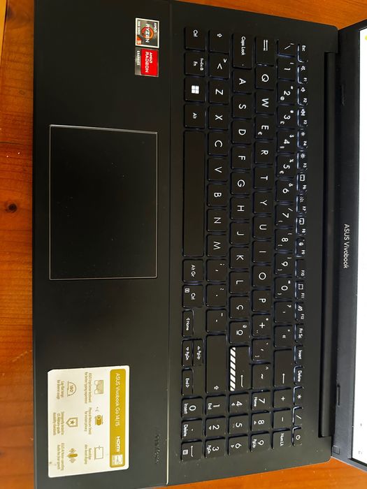 ASUS Vivobook 15 – Ryzen 5 | 16GB RAM |512GB SSD|Como Novo