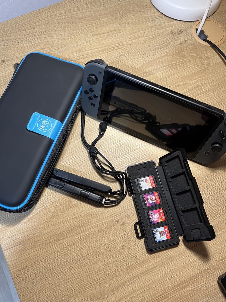 Nintendo Switch Gray