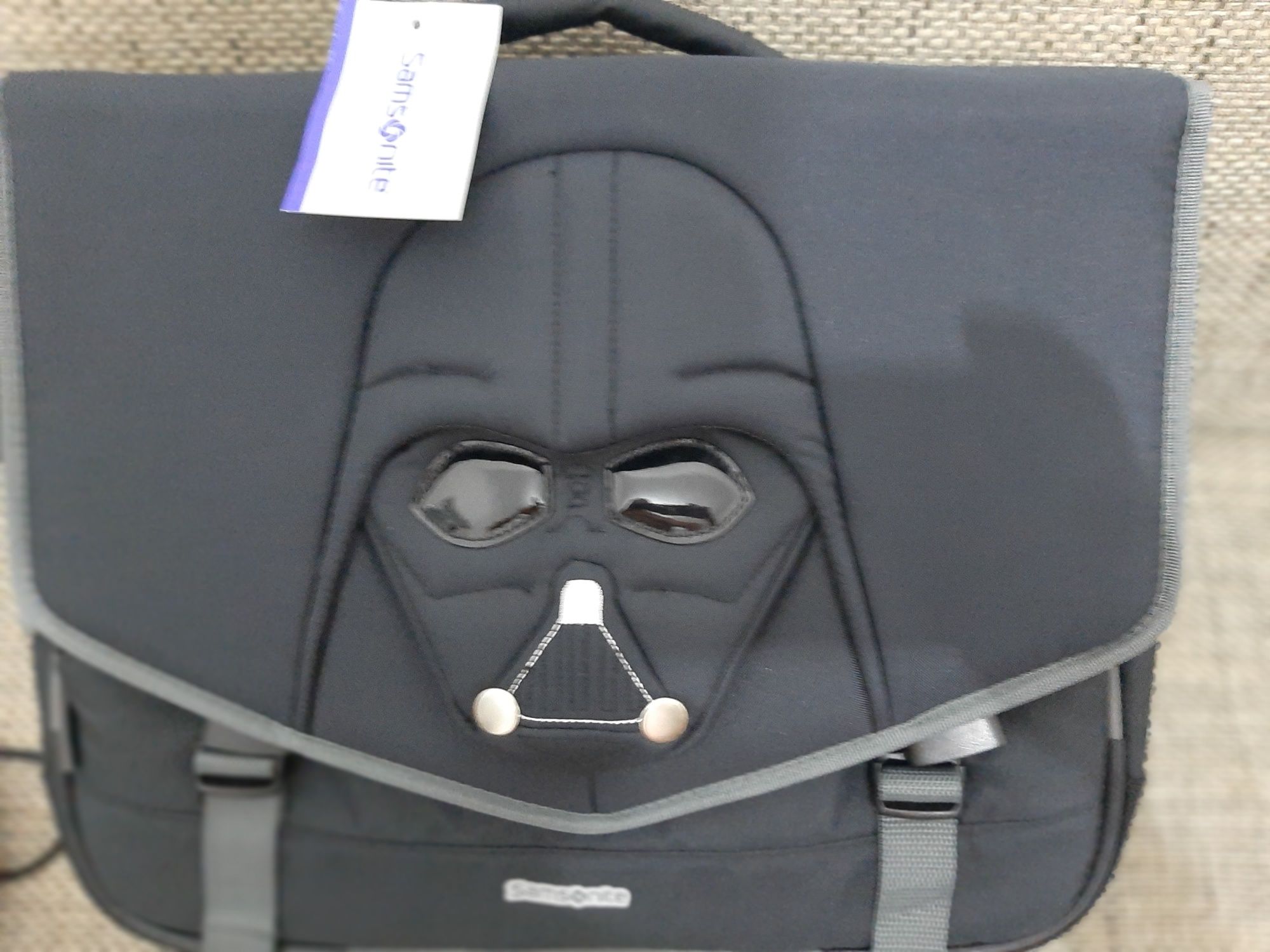 Mochila Samsonite nova