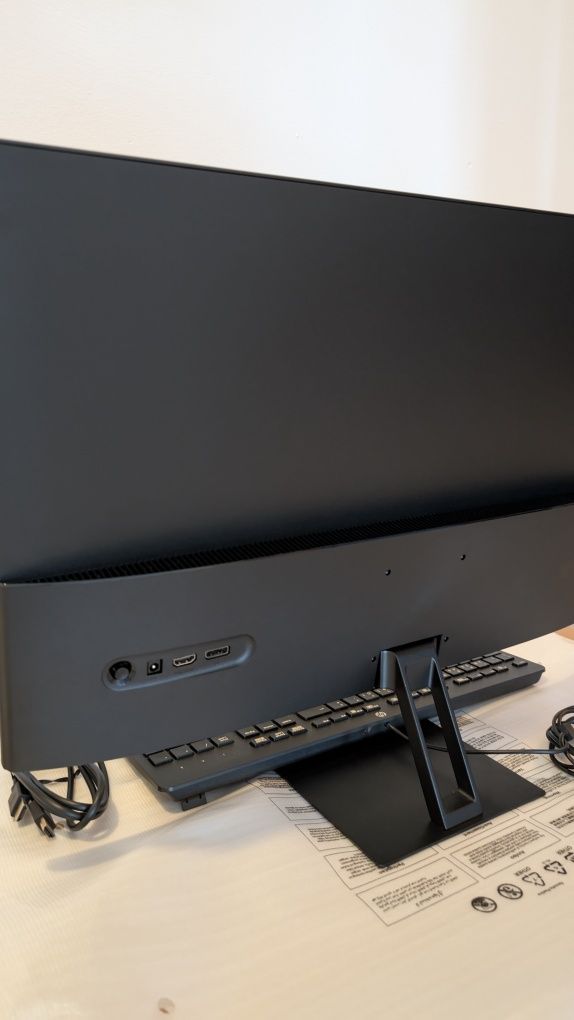 Xiaomi Mi Monitor A27i 27” + Teclado HP