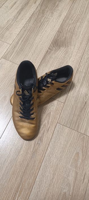 Футбольні бутси 38 розмір Adidas