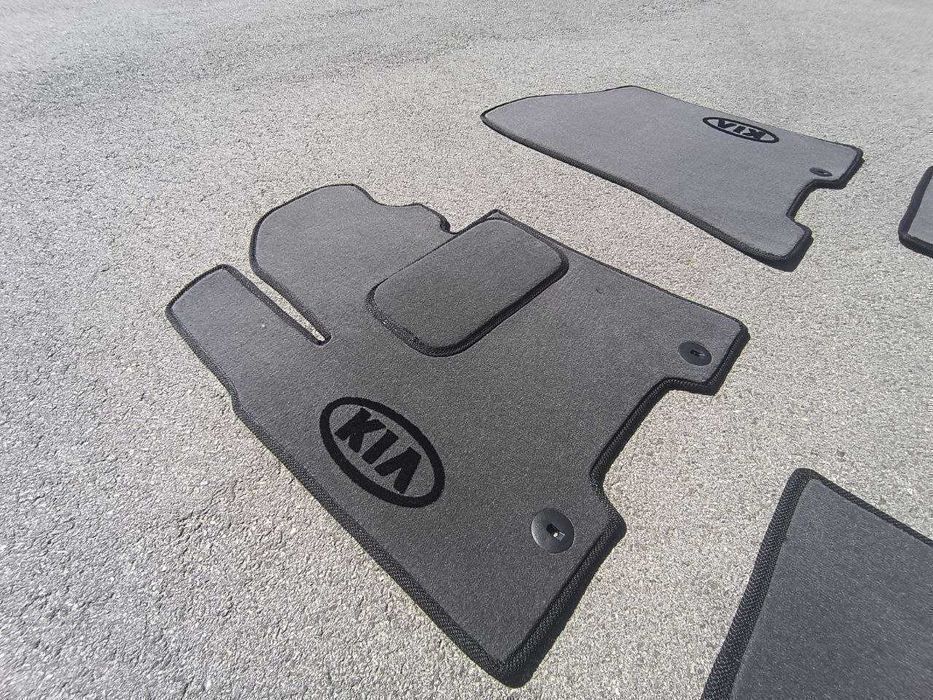 Ворсові коврики в салон на Мерседес W168/W167/W166/W177/W211/E212/W210