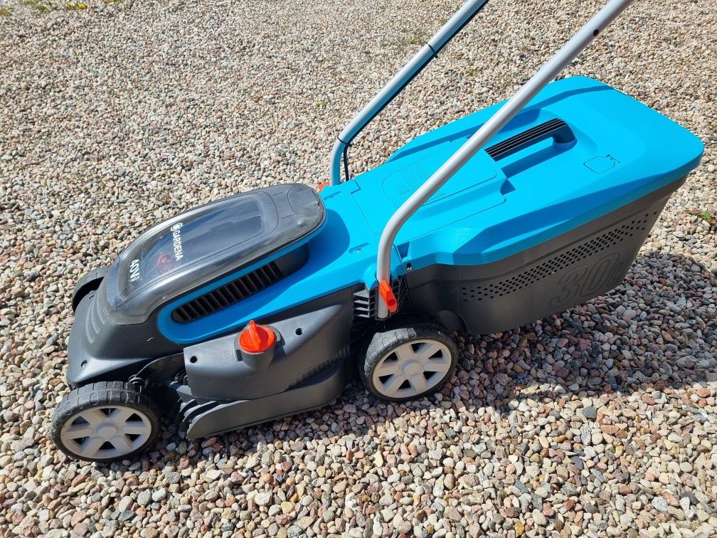 Kosiarka akumulatorowa Gardena PowerMax Li-40/32, 5033, aku 9842