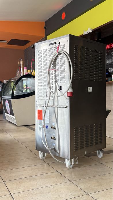 Compacta 10 maszyna do produkcji lodów z pasteryzatoren