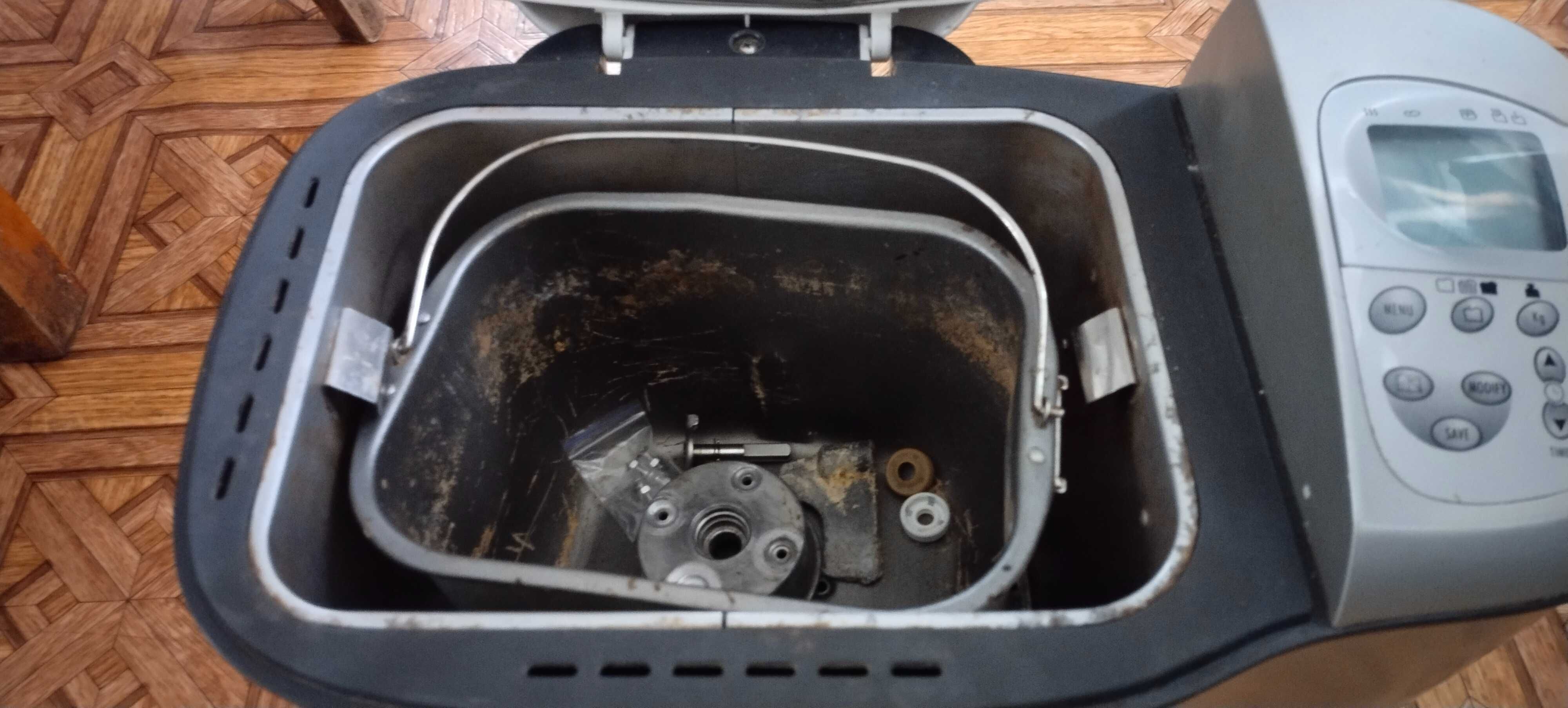Хлебопечка на запчасти bifinett KH 1170,Delonghi