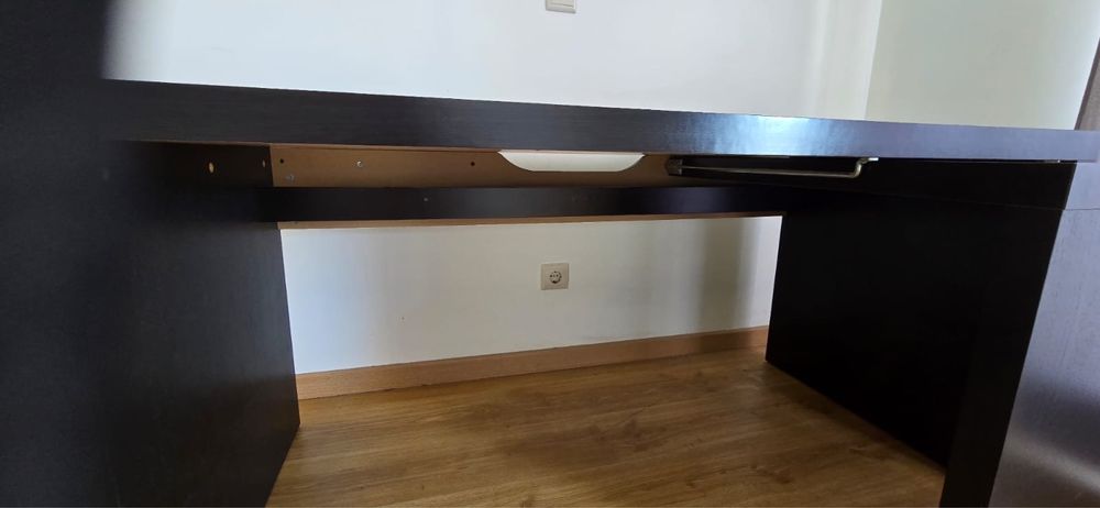 Secretária como nova