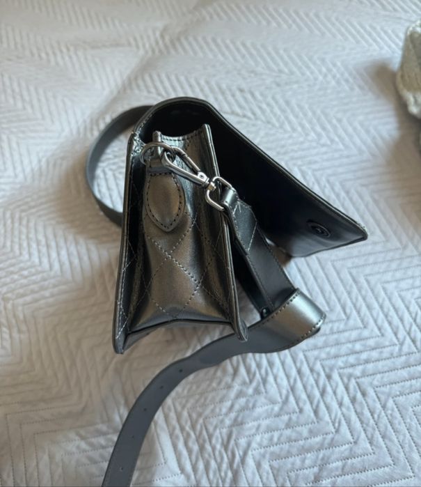 Pikowana torebka love moschino edycja limitowana