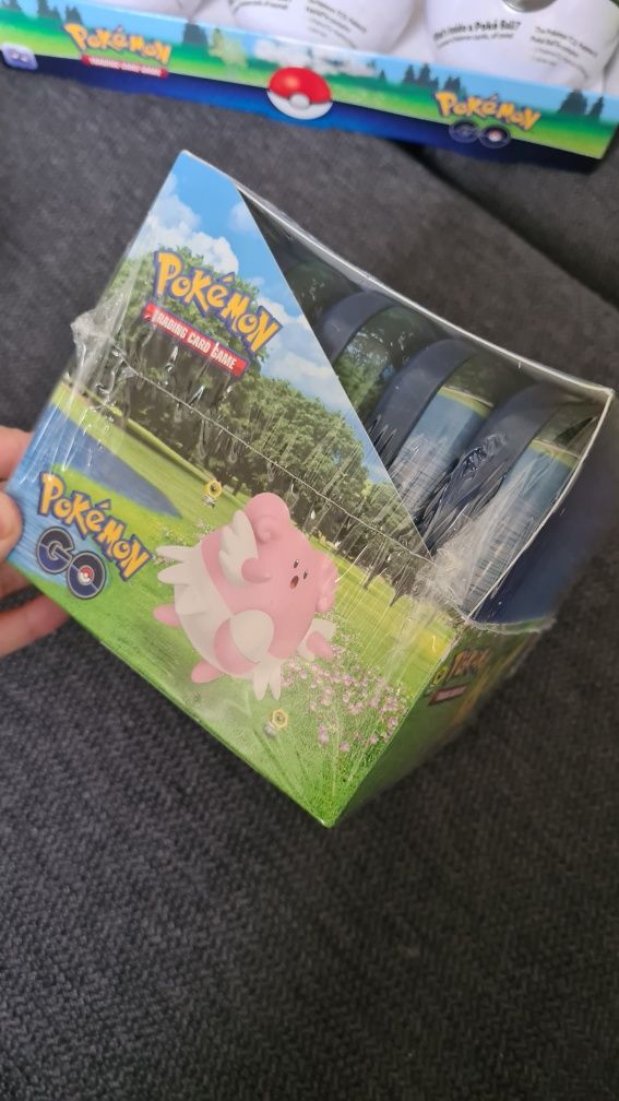 Pokemon GO Elite Trainer Box e Special Collection Box