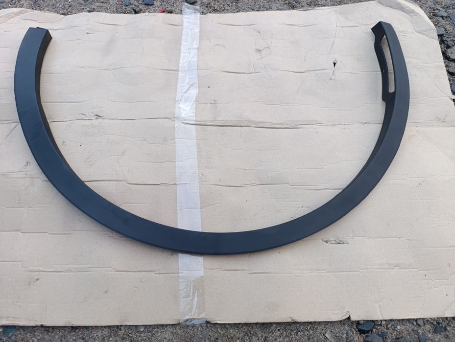 Накладка арки крыла передняя левая Tesla Model Y 2020-2025 Новая.