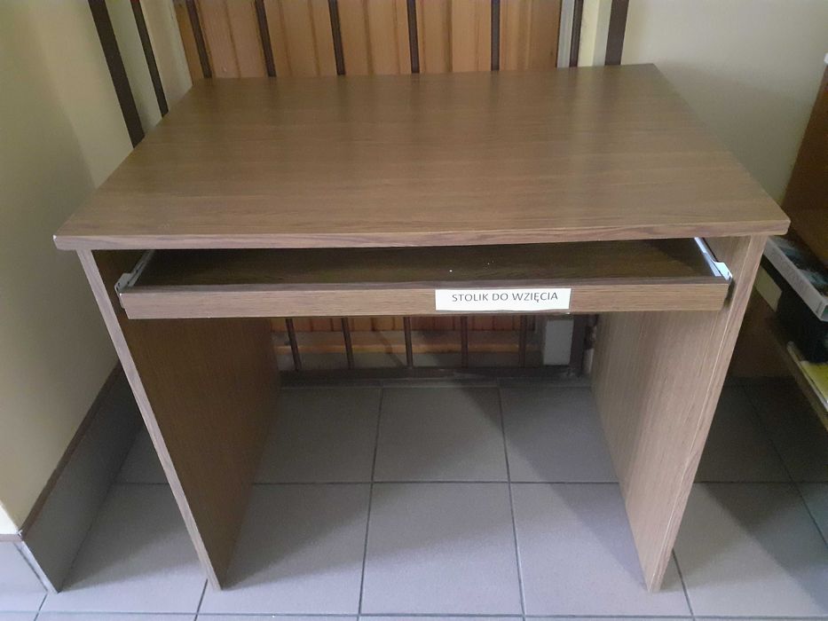 biurko 60 x 85 cm, wys. 80 cm. Odbiór własny. Ursynów Północny.