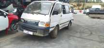 Toyota HiAce lh 102