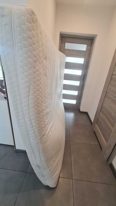 Łóżko małżeńskie 160×200