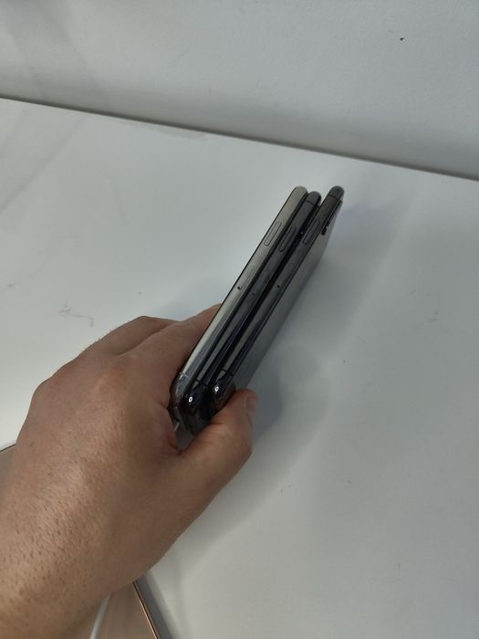 Телефон iPhone x XS apple заблокований