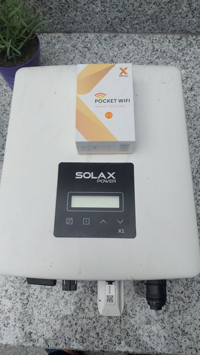 Iversor solax para painéis fotovoltaicos