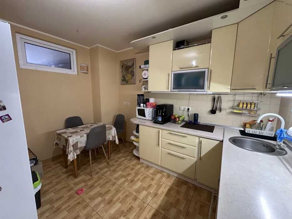 Продам 3-х к. кв. ул. Сухумская, 24. Метро Научная. С-т Восторг