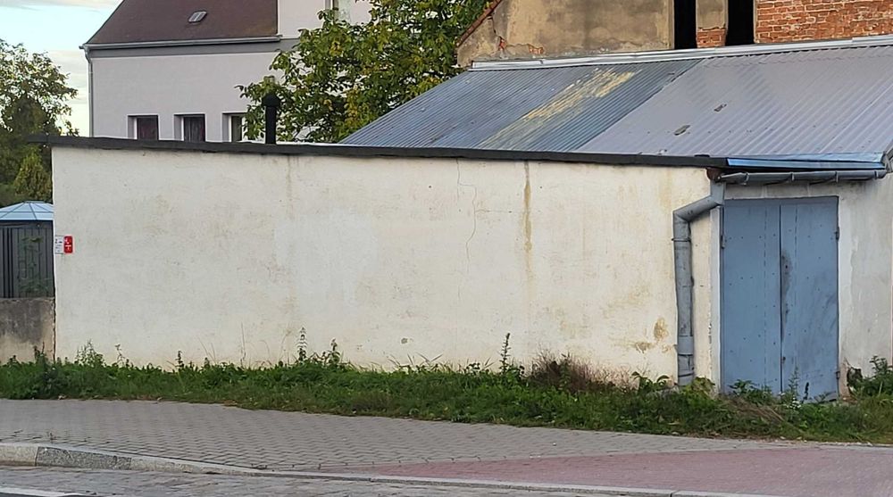 sprzedam garaż w Świdnicy w atrakcyjnej okolicy