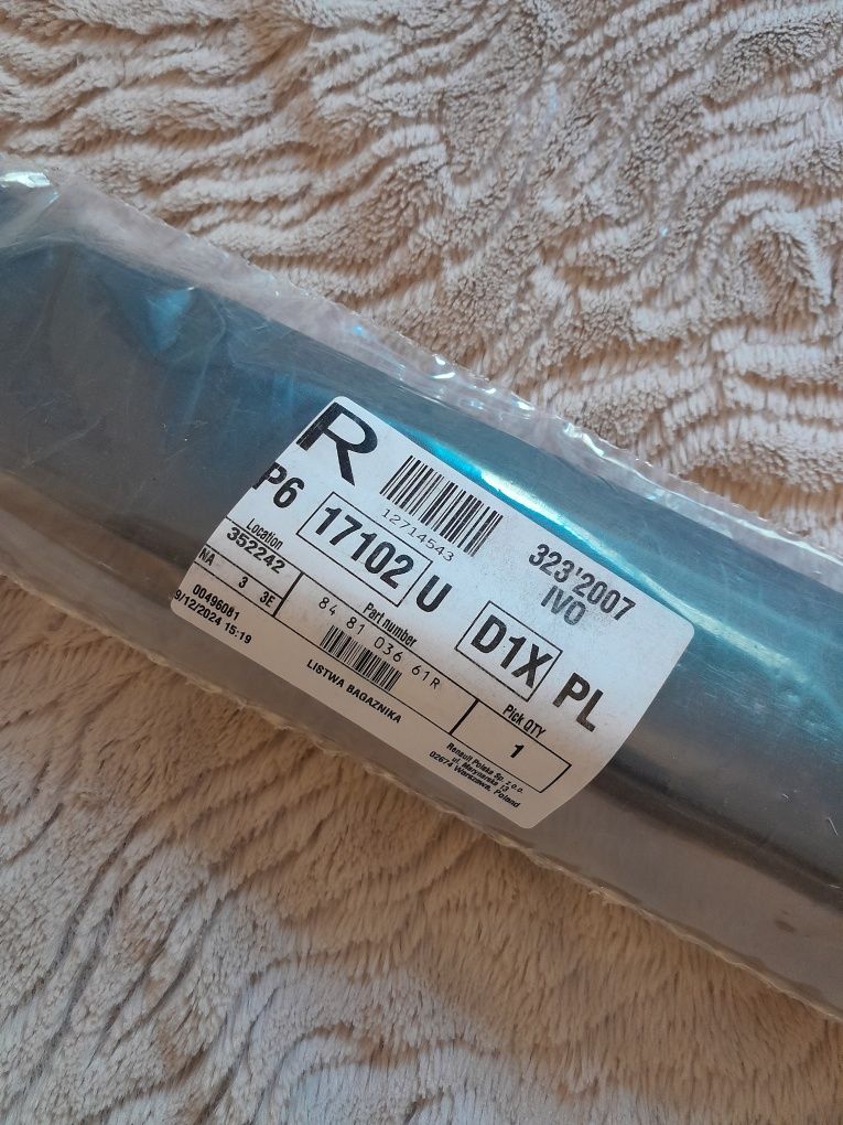 Listwa nad tablice rejestracyjną Renault Trafic