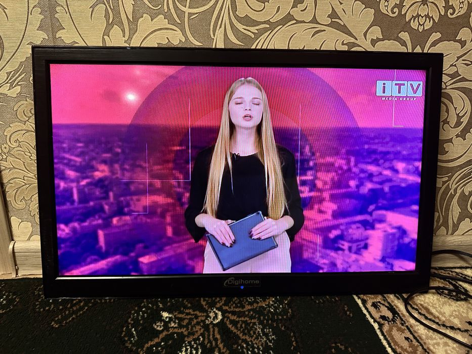 телевізор DigiHome LED 24 DVDHD