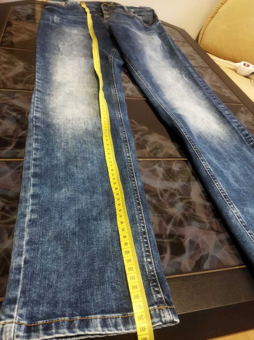 Jeansy męskie modne