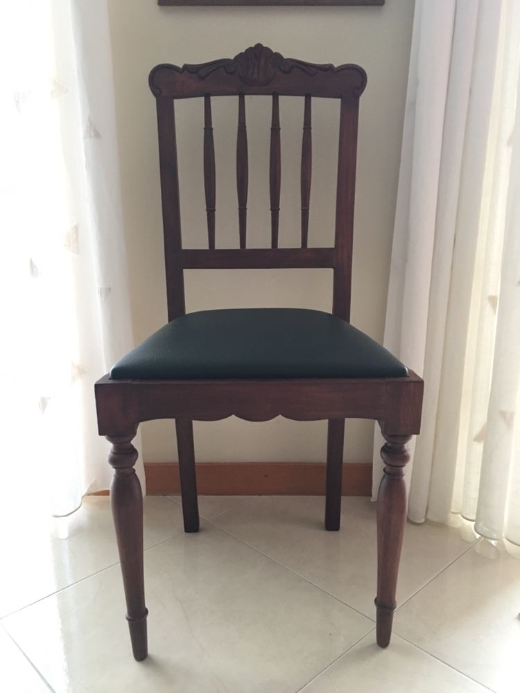 Cadeira vintage, estofo verde