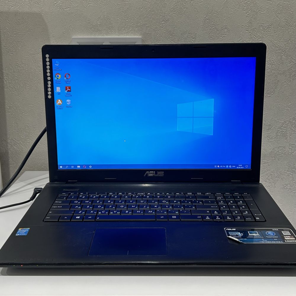 Продам Б/В Ноутбук Asus