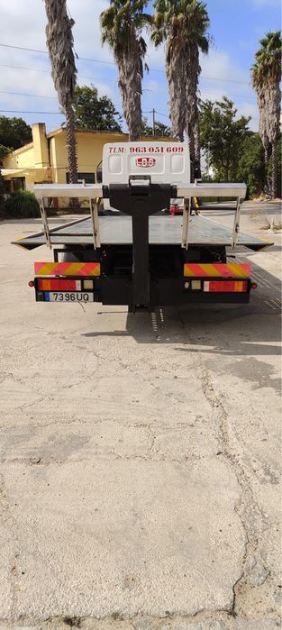 DAF LF 180 pronto-socorro/reboque