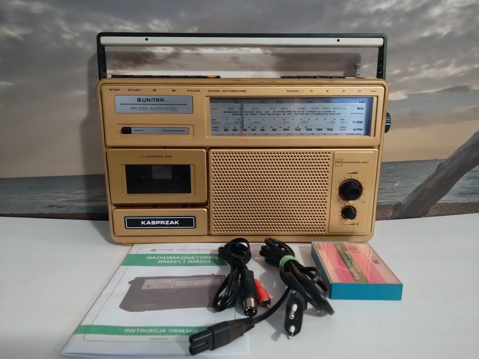 Radiomagnetofon UNITRA Kasprzak RM 222 odrestaurowany.