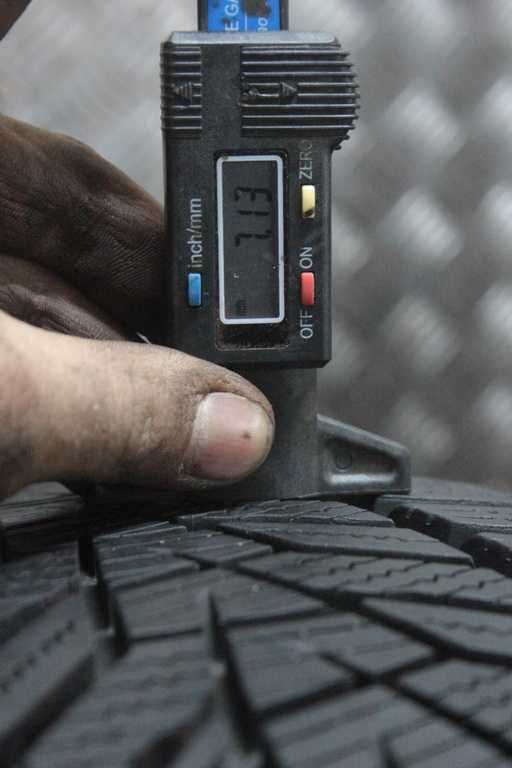 235/45/20 Hankook Winter i*cept evo3 x 235/45 R20 100V 2023r