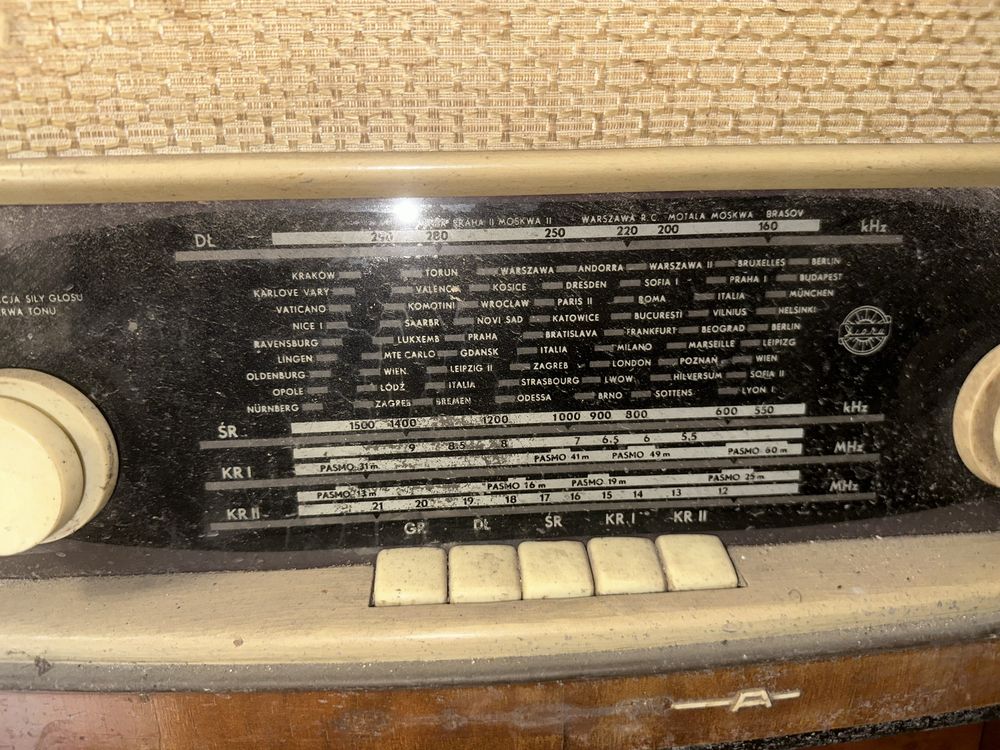 Stare radio prl z patefonem gramofonem Menuet