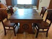 Sprzedam rozkładany, drewniany stół z krzesłami