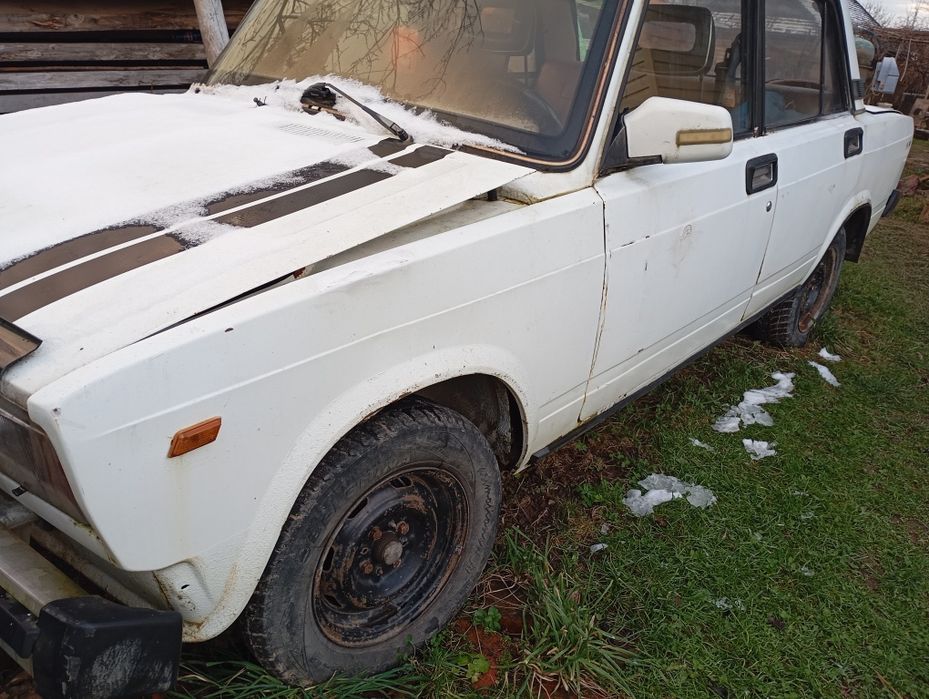 Продам ваз 2105 в не поганому стані