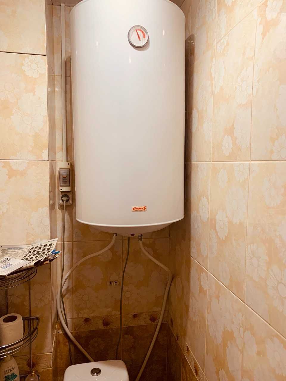 Продам двухкомнатную л/берег 2 этаж, бульвар Строителей