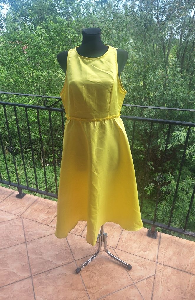 Żółta sukienka midi maxi marka Chicme rozmiar XL 42