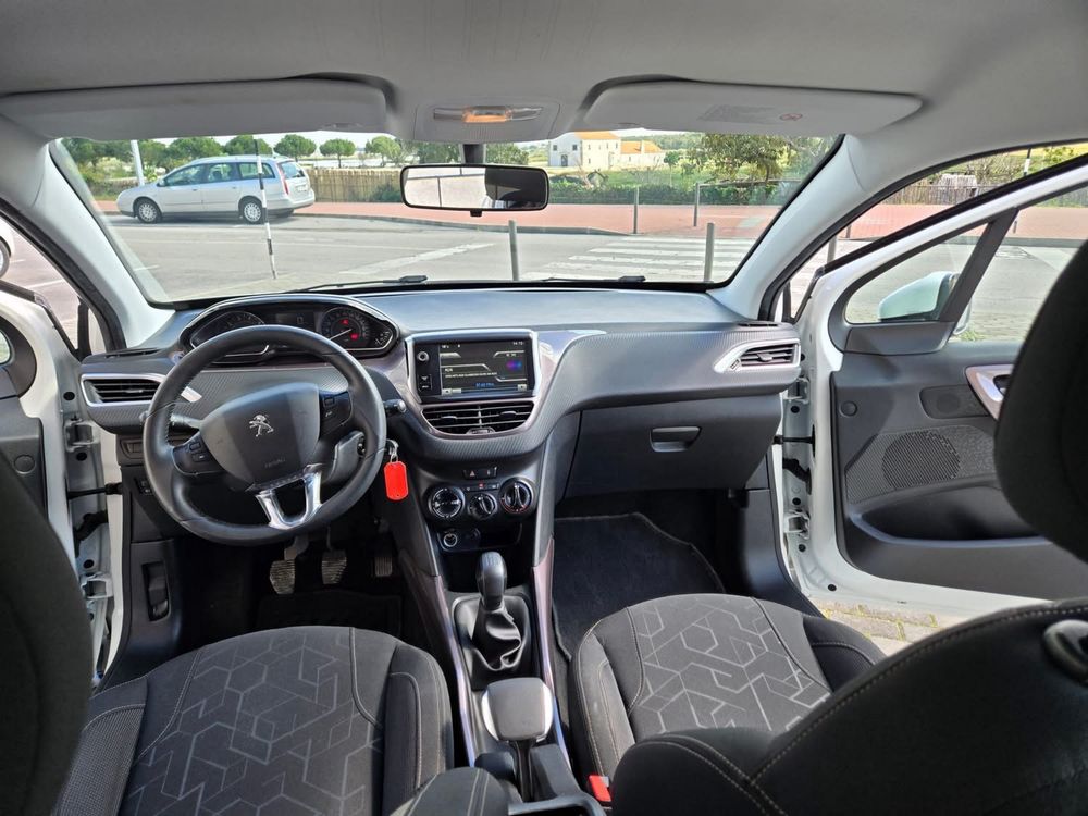 Peugeot 2008 1.2 VTi Allure – 2014 – Gasolina