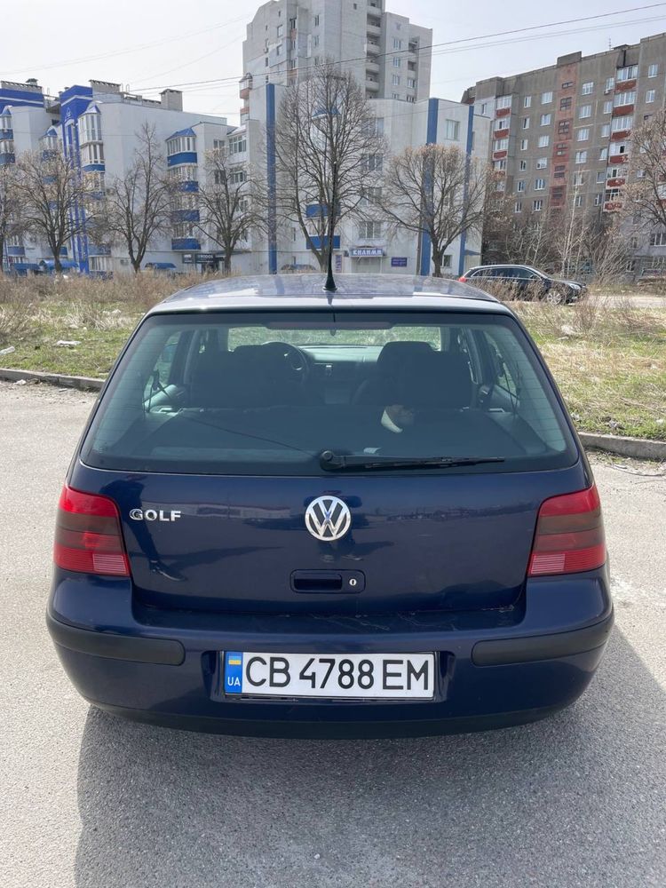 В продаже Golf 4. Торг