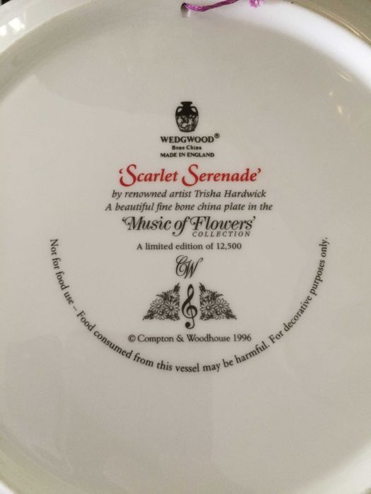 Coleção de seis pratos decorativos Wedgwood