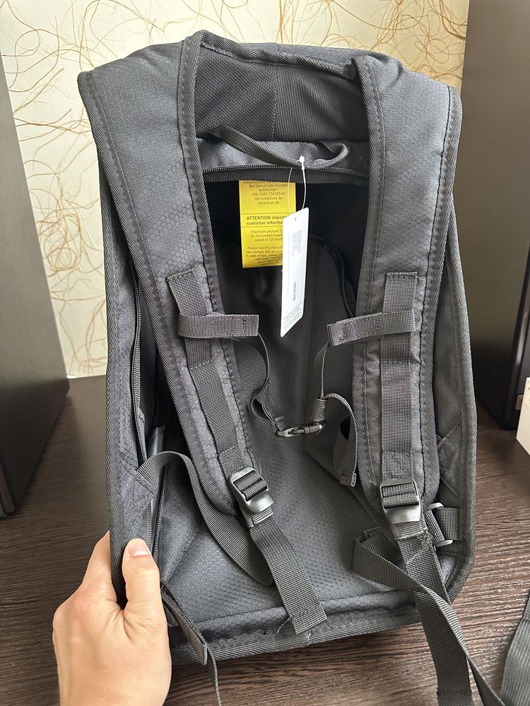 Новий мото рюкзак Louis велорюкзак