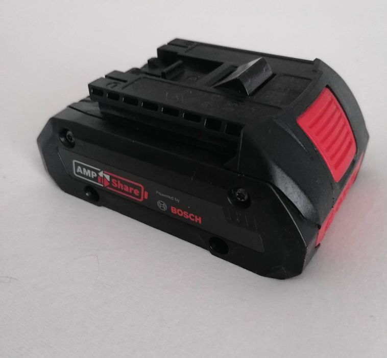 BOSCH  Bateria  akumulator  ProCore 18V 4.0 Ah   12/2024r  jak nowa!