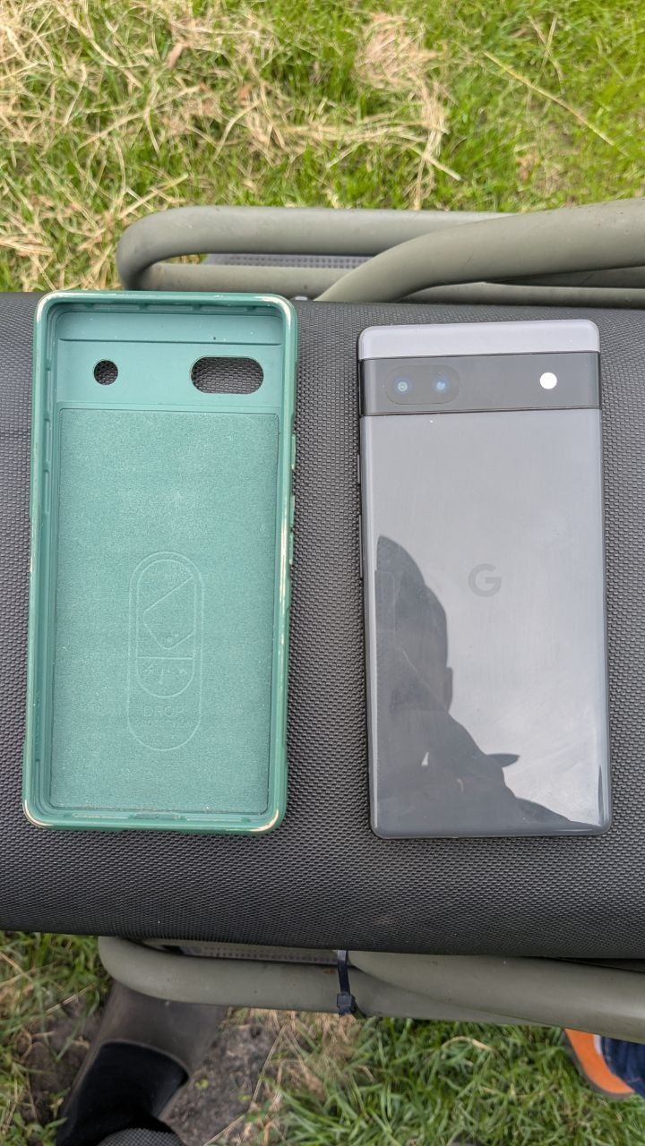 Срочная продажа Google pixel 6a 6/128 Soft