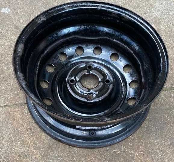 8464 Używana felga stalowa Chevrolet 6-15 4x114,3  ET: 49