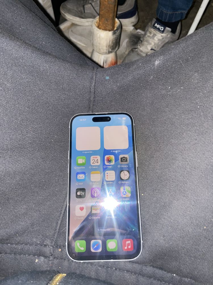 iphone 15 como novo
