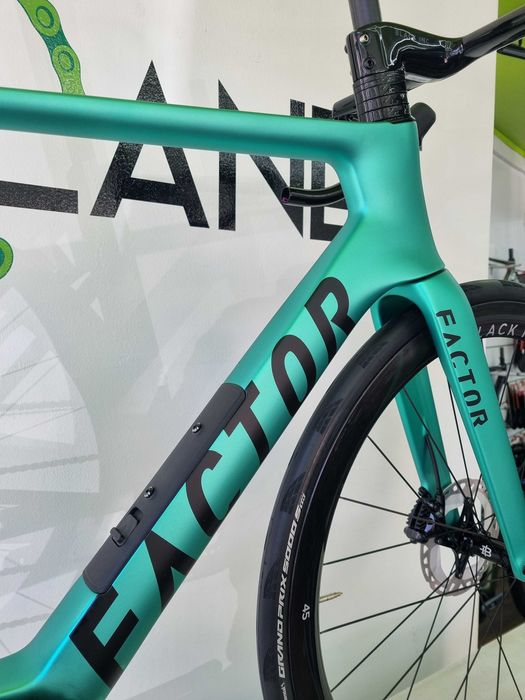 Factor Monza - Shimano Ultegra