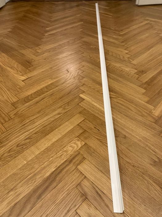 Listwa przypodłogowa aluminiowa, minimalistyczna
