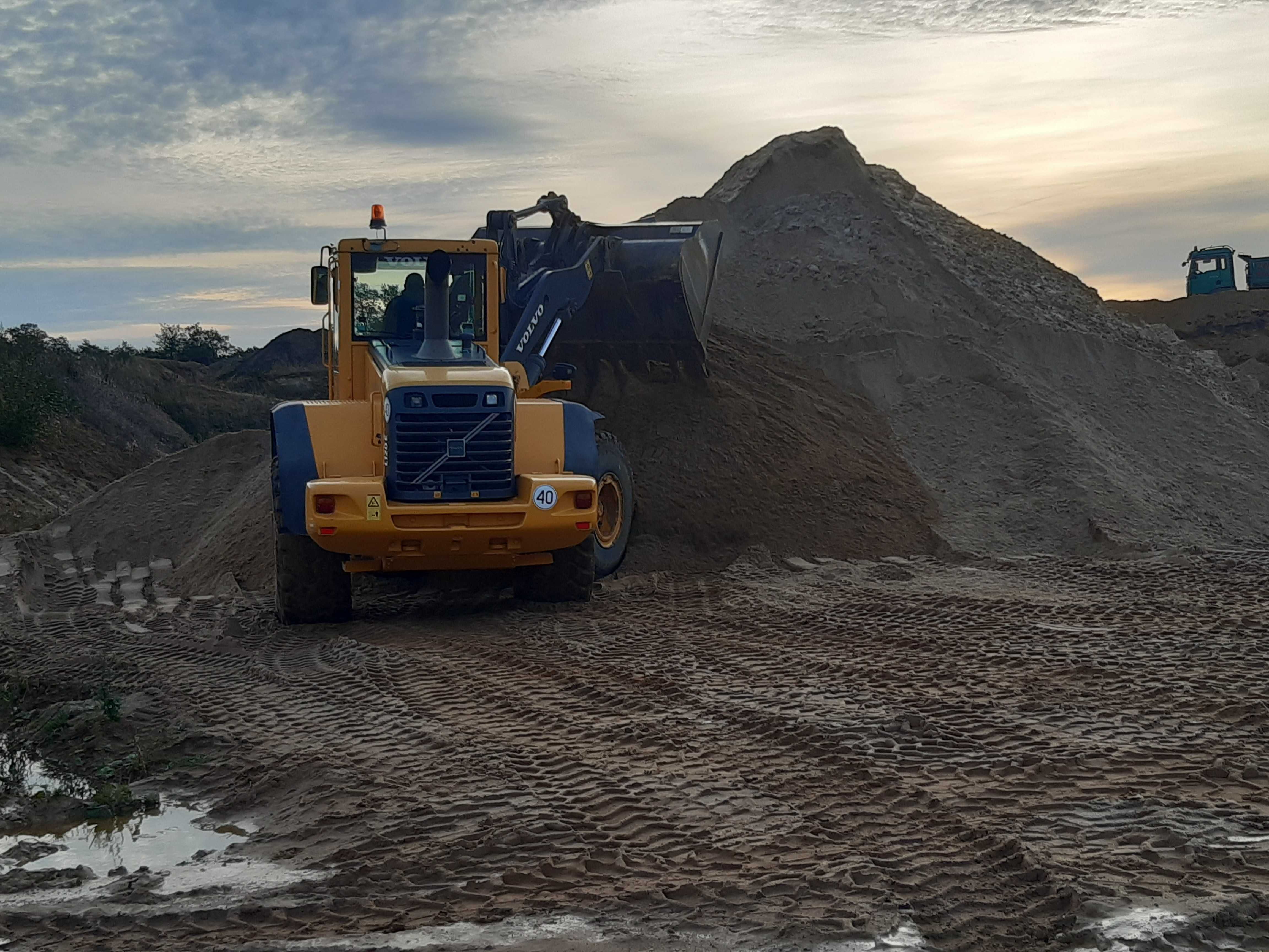 Żwir - Piasek - Kamień - Ziemia - Transport