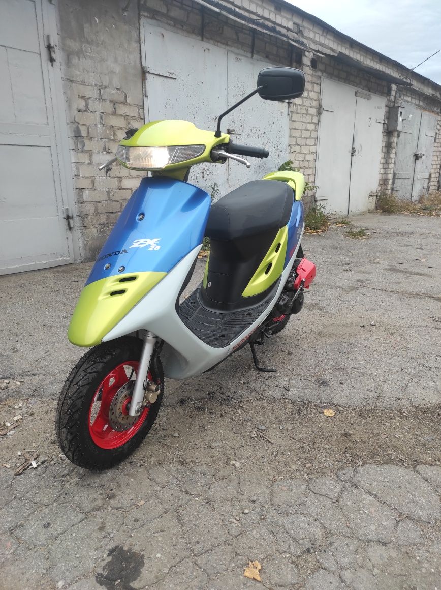 Honda dio zx-28 в отличном состоянии