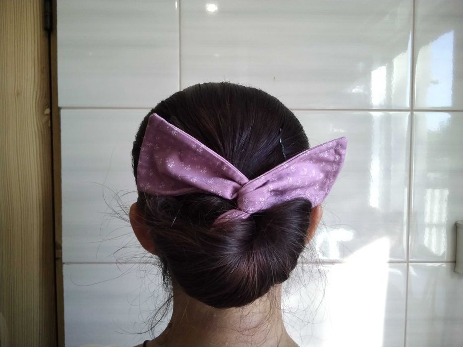 Повязка резинка для волос пучок летняя